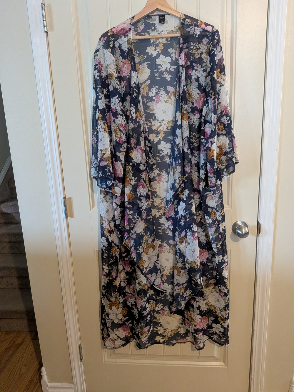 NWOT Navy Floral Kimono Duster